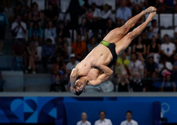 París 2024: Jonathan Ruvalcaba concluye noveno en la final de trampolín de 3 metros