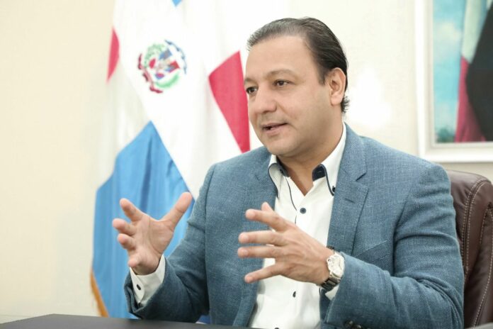 Abel Martínez anuncia que retomará sus recorridos por toda RD