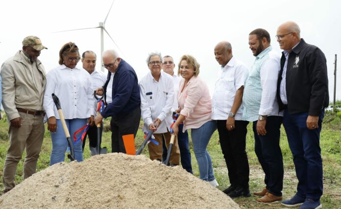 IAD y Universidad Evangélica inician construcción de planta de abono orgánico