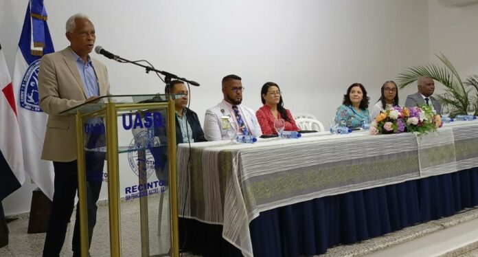 Celebran ‘’Jornada de Actualización en Tuberculosis’’ en UASD recinto SFM