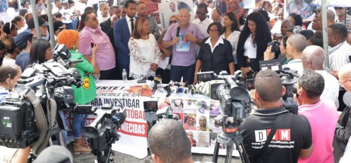 Lágrimas, llanto y dolor llenan actos en aniversario explosión