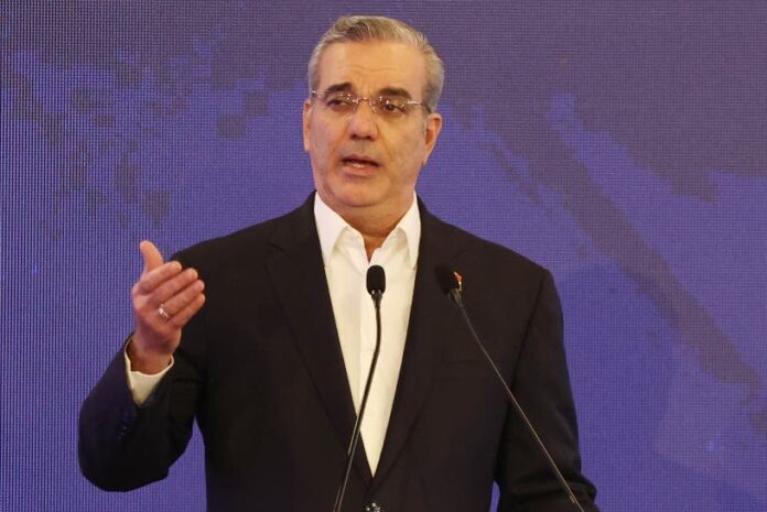 Abinader: «Esta semana vienen varios decretos»