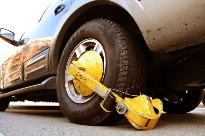 Aumentan inmovilizaciones vehículos con infracciones pendientes en NYC