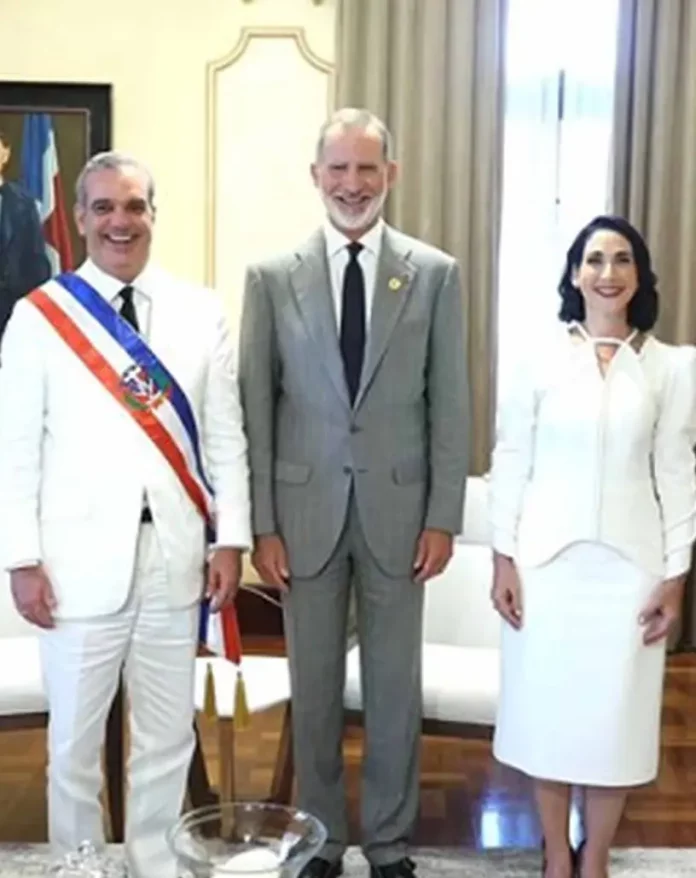 Casa Real de España destaca asistencia Rey Felipe a jura Abinader