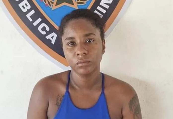 Imponen tres meses de prisión preventiva a madre que arrancó parte del cuero cabelludo a su hija