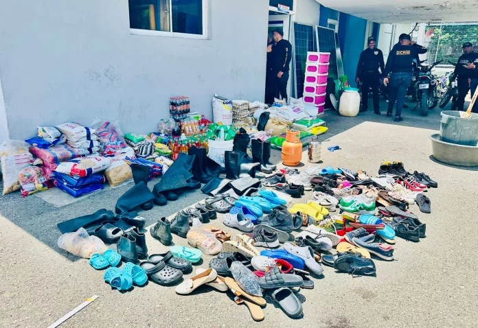 La Policía desmantelan en Santiago banda de haitianos