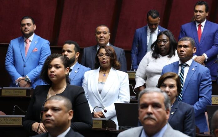 Partidos eligen a sus diputados voceros