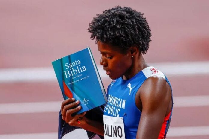 Quién es Marileidy Paulino, la joven dominicana que va por oro en París 2024