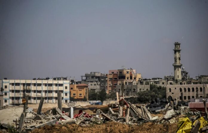 Reportan al menos 25 muertos por bombardeo de dos escuelas en Gaza