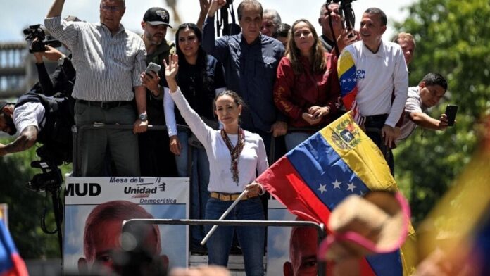 Venezuela: detienen a María Oropeza, colaboradora de María Corina Machado