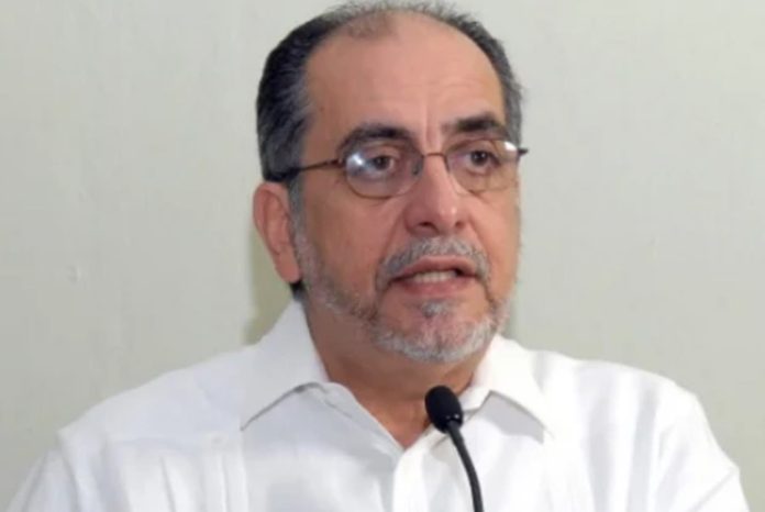 Exrector de Intec considera viable fusión educativa