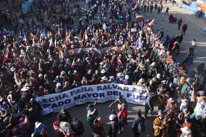 Gobierno de Arce denuncia que Evo Morales amenaza con «interrumpir el orden democrático»