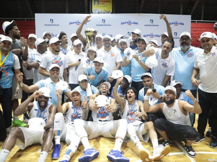 ¡Campeones! Titanes primer club gana barrida