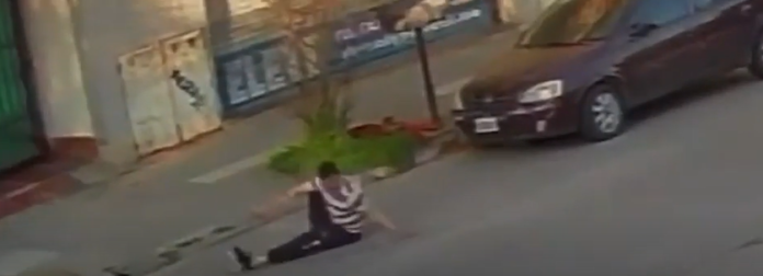 Saltó desde un balcón para evitar el robo de su moto, se quebró la cadera y quedó internado
