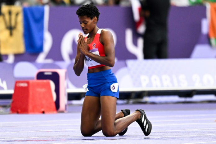 ¡El esfuerzo de Marileidy Paulino es reconocido! Ha sido nominada a Atleta Femenina de Pista del Año