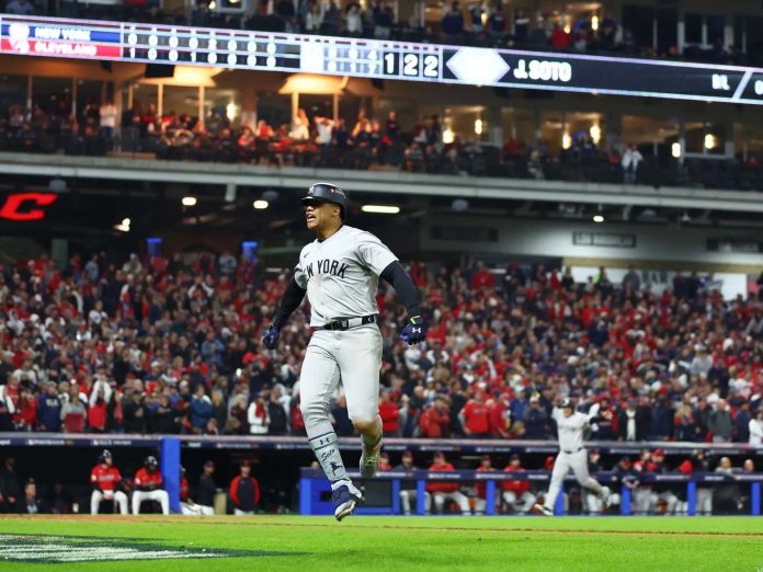 Juan Soto es aclamado por la fanaticada de los Yankees