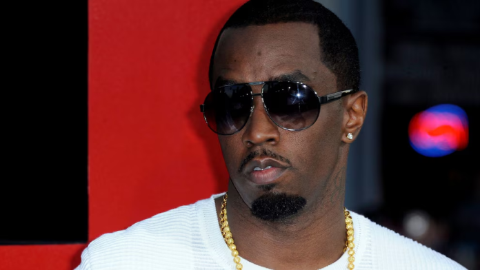 Entrenador personal acusó a Sean ‘Diddy’ Combs de haberlo drogado para someterlo a actividades sexuales en sus fiestas