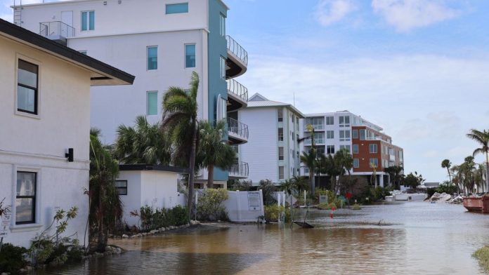 Al menos 16 los muertos por los tornados y el huracán Milton en Florida