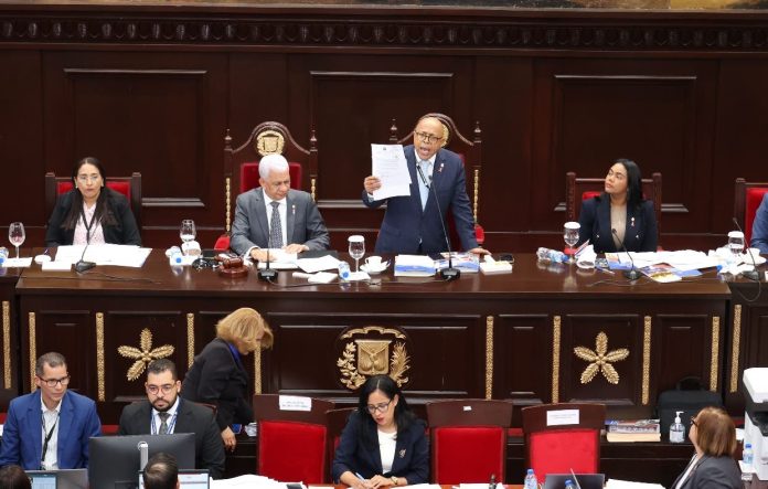 Asamblea Revisora aprobó la reforma a la Constitución