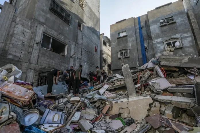 Autoridades reportan al menos 70 muertos por nuevo bombardeo israelí en el norte de Gaza