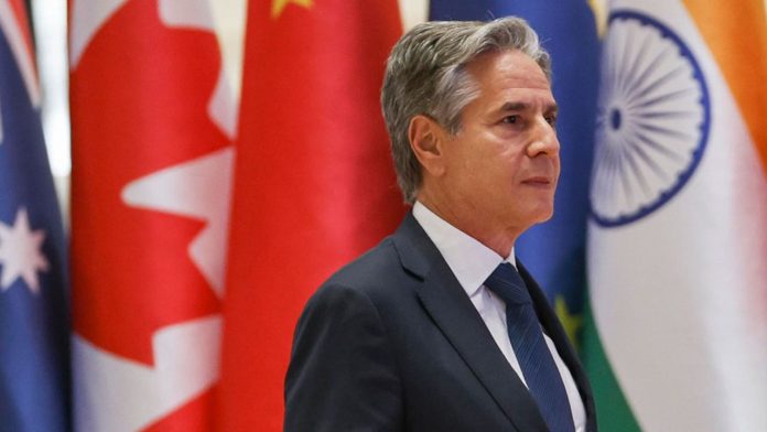 Blinken asegura que EE.UU. trabaja «duro» por una solución diplomática entre Israel e Irán