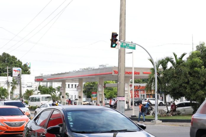 Caso Camaleón: No se pagó más del 20% y contrato sí se suspendió