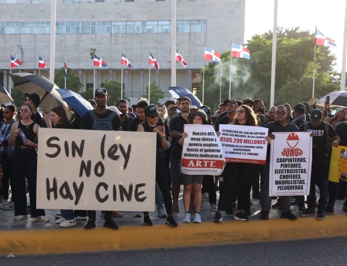 Definen como positiva, valiente y sensata decisión de Luis Abinader