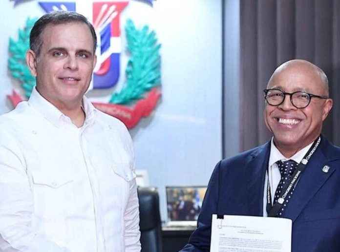 Gobierno lleva al Congreso proyecto de reforma fiscal