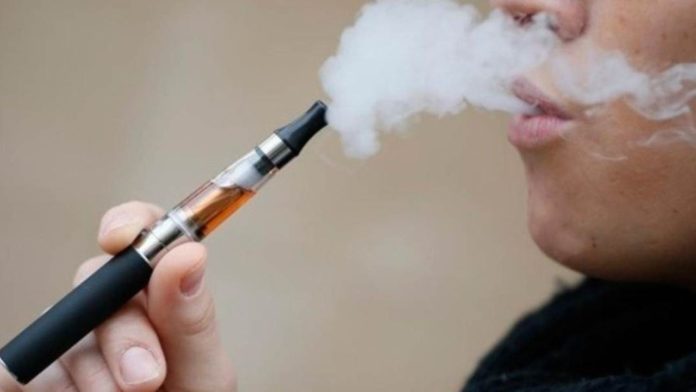 Incautan en Nueva York media tonelada de vapeadores de tabaco ilegales