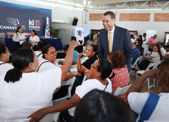 Indotel estimula el emprendimiento con Canasta Digital Social