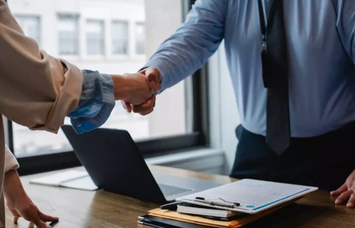 NYC busca contratar trabajadores sueldos iniciales sobre US$50 mil