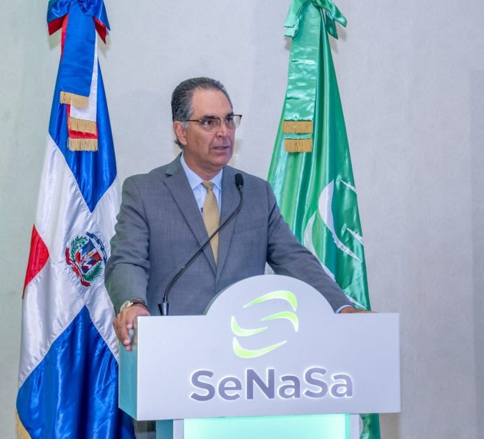 Santiago Hazim: Detención temprana de cáncer de mama es clave para salvar vidas y reducir costos