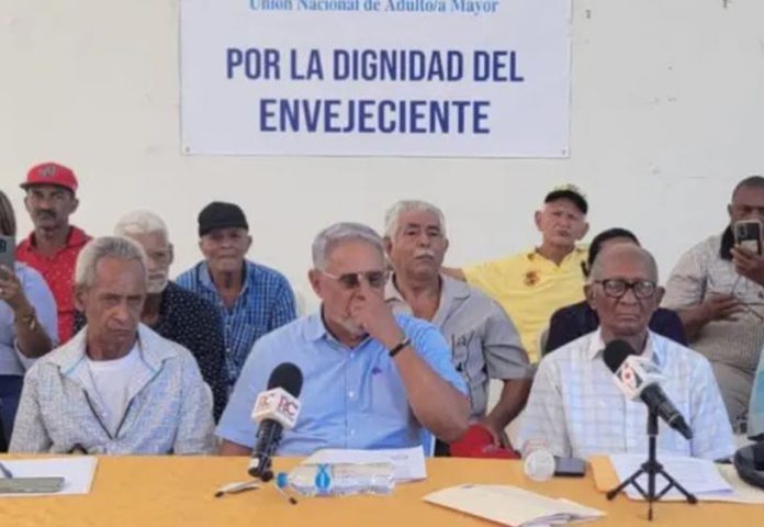 Unam-RD denuncia carencia sistema de salud al envejeciente