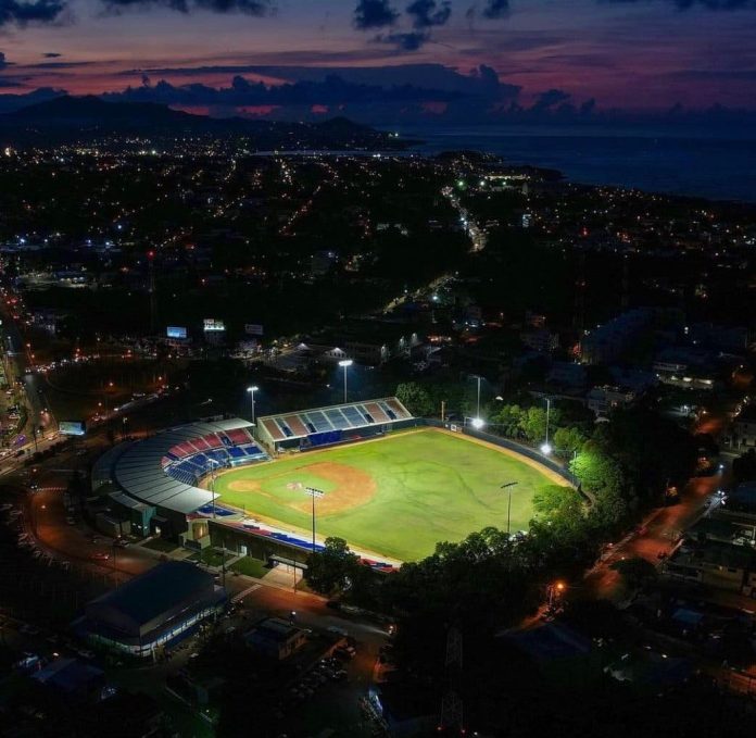 ¿Por que se fue la luz en el recién remozado Estadio José Briceño de Puerto Plata?