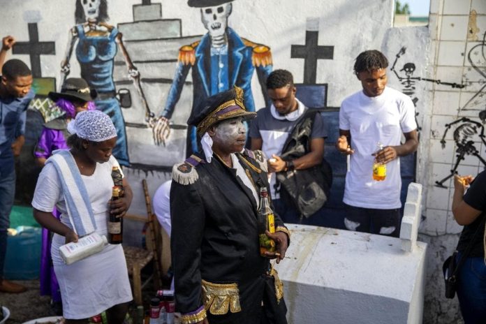 El Día de los Muertos no escapa a la violencia en Haití