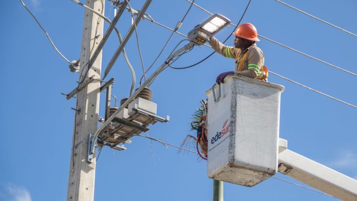 Edesur anuncia corte de electricidad por construcción de línea de 138 Kv en San José de Ocoa