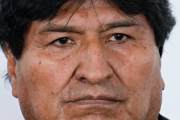 Emiten orden de captura contra Evo Morales por trata de personas, según un fiscal
