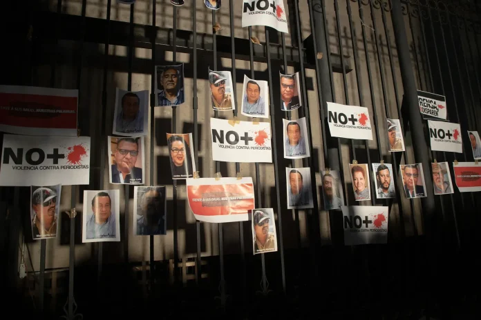 Los periodistas en Latinoamérica carecen de protección por leyes débiles y pocos recursos