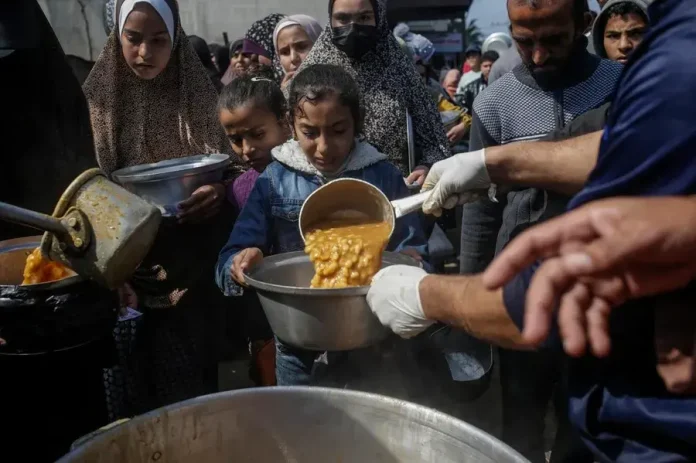 Más de 300 millones de personas dependerán de la ayuda humanitaria en 2025
