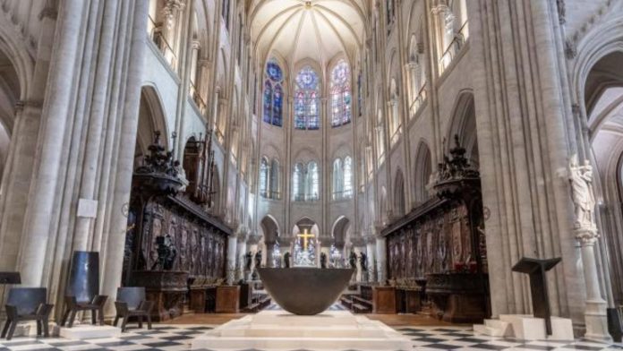 Notre Dame, la catedral más famosa recupera su piedra blanca
