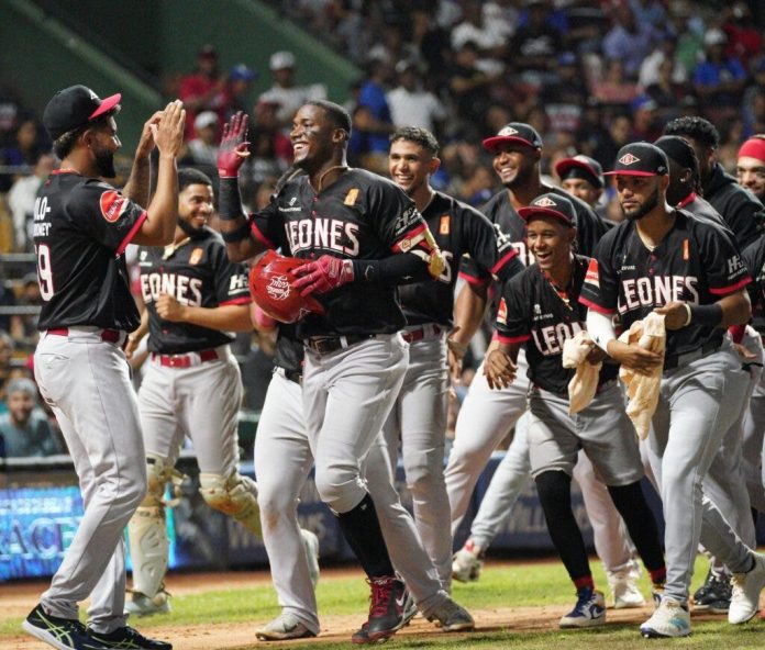 ¡Triunfo clave! Leones miran hacia la clasificación