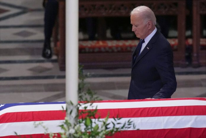 Biden despide a Jimmy Carter señalando que su «carácter» fue el mayor de sus atributos
