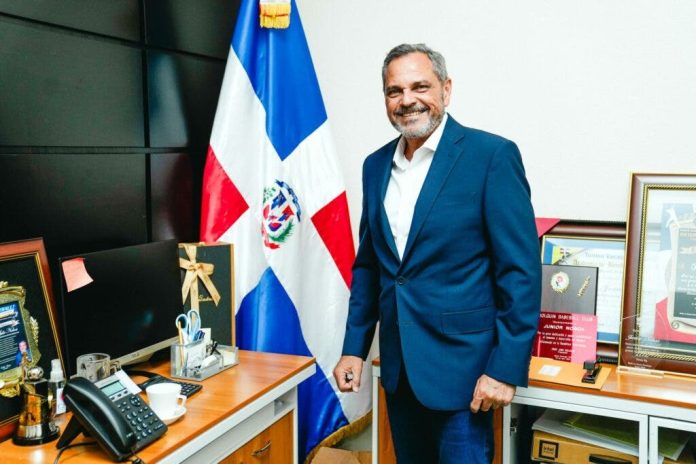 Noboa destaca a dirigentes de ligas