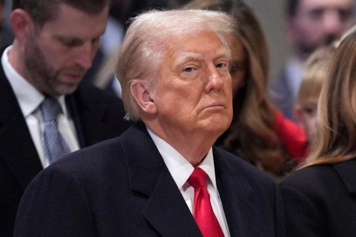 Trump reconoce que los aranceles «dolerán» en EE.UU. pero «merecerá el precio a pagar»