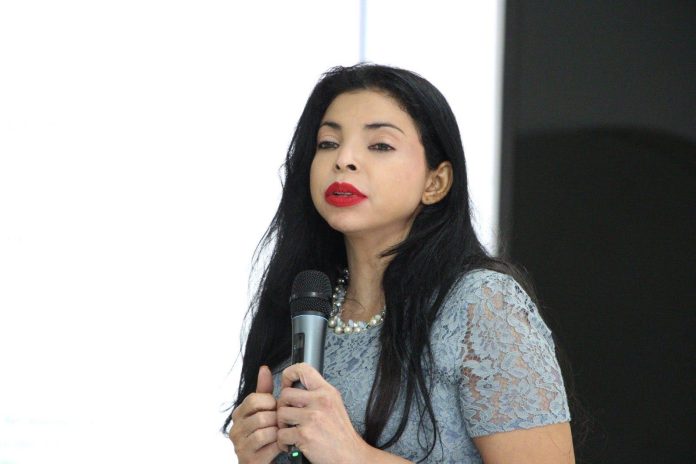 Yeni Berenice Reynoso: ¿Quién es y cuál ha sido la trayectoria de quien pudiera ser la nueva procuradora? 