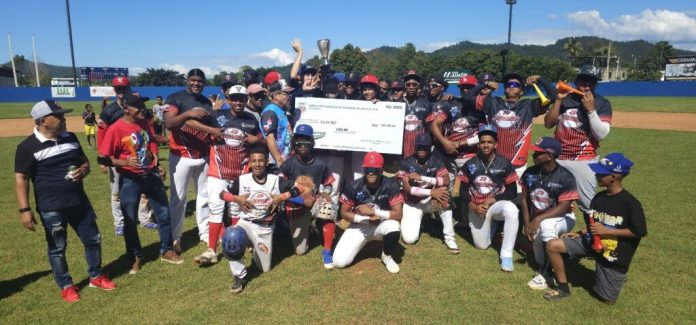 Concluye con éxito Torneo Béisbol Campesino de Bonao
