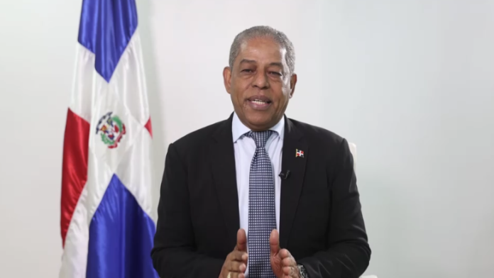 Director de Medios afirma en programa de salud más de un millón de dominicanos reciben medicamentos esenciales