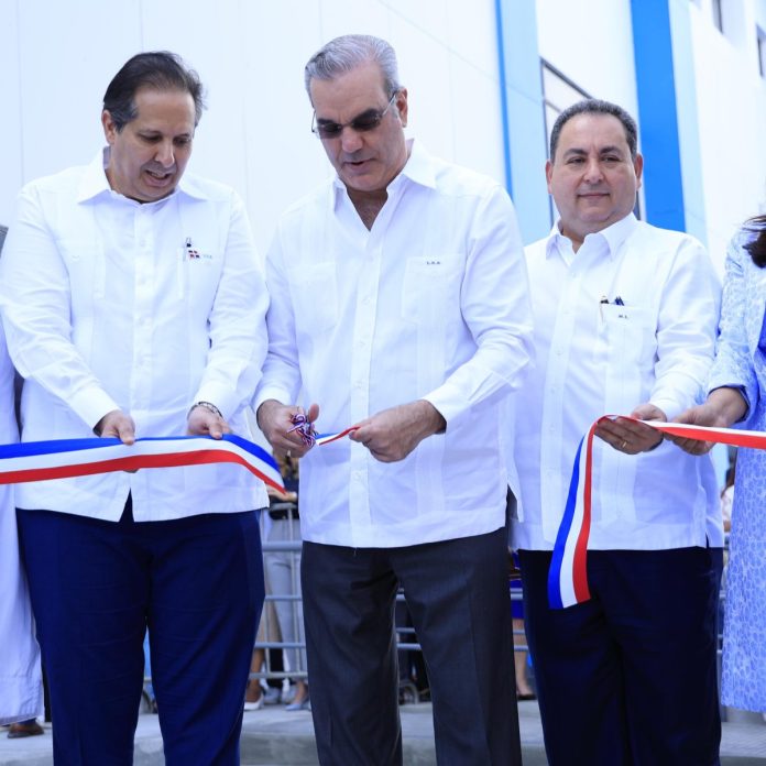Presidente inaugura primer hospital traumatológico del sur