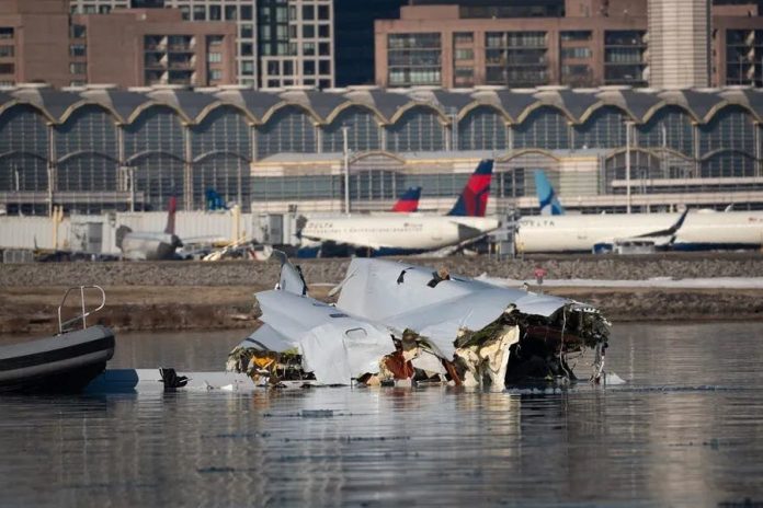 Restringen las rutas de helicópteros en el espacio aéreo del Aeropuerto Reagan en Washington