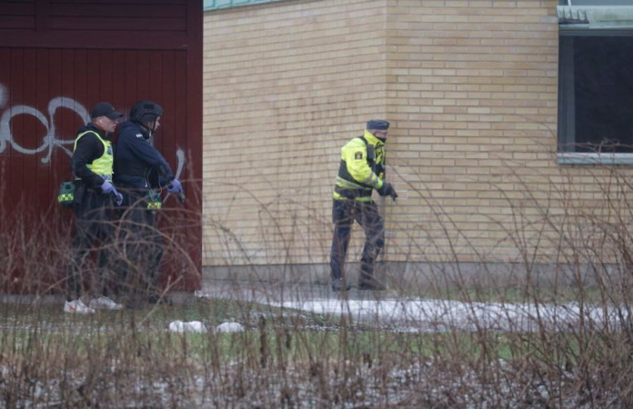 Tiroteo en una escuela para adultos deja 10 muertos en Suecia